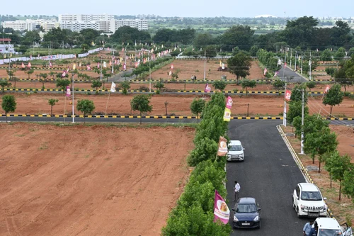 Myron's 5th City – Premium Gated Community Plots in Hyderabad – Future-Ready Living, Book Now 4